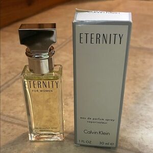 Calvin Klein Eternity Eau de Parfum with Silver Cap